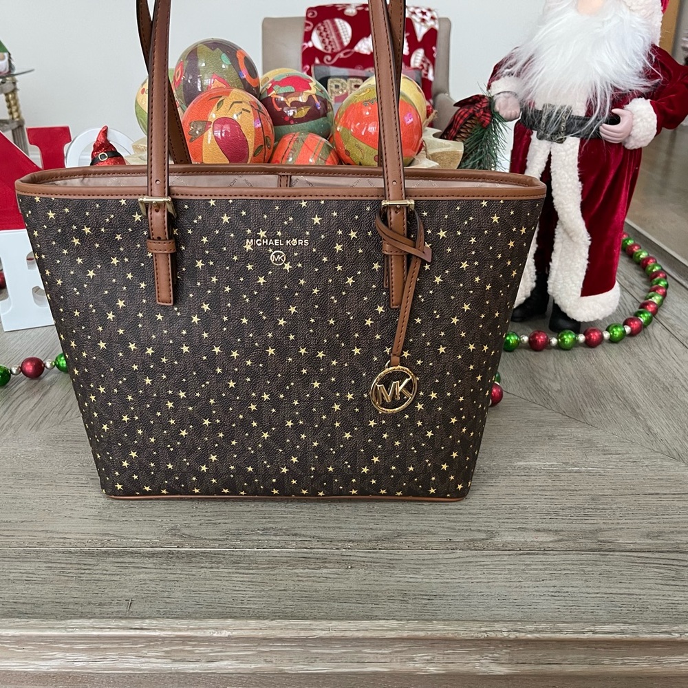 Michael Michael Kors Jet Set Charm Brown/Gold Stars medium carryall tote $328